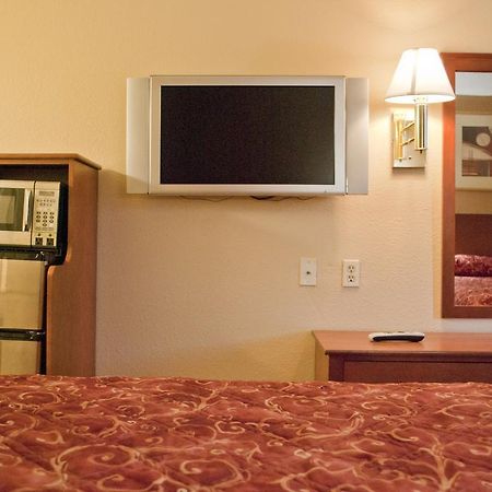 Bama Inn Huntsville Εξωτερικό φωτογραφία