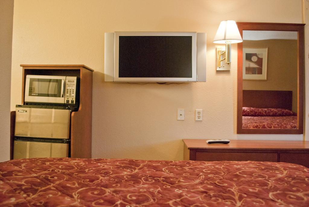 Bama Inn Huntsville Εξωτερικό φωτογραφία