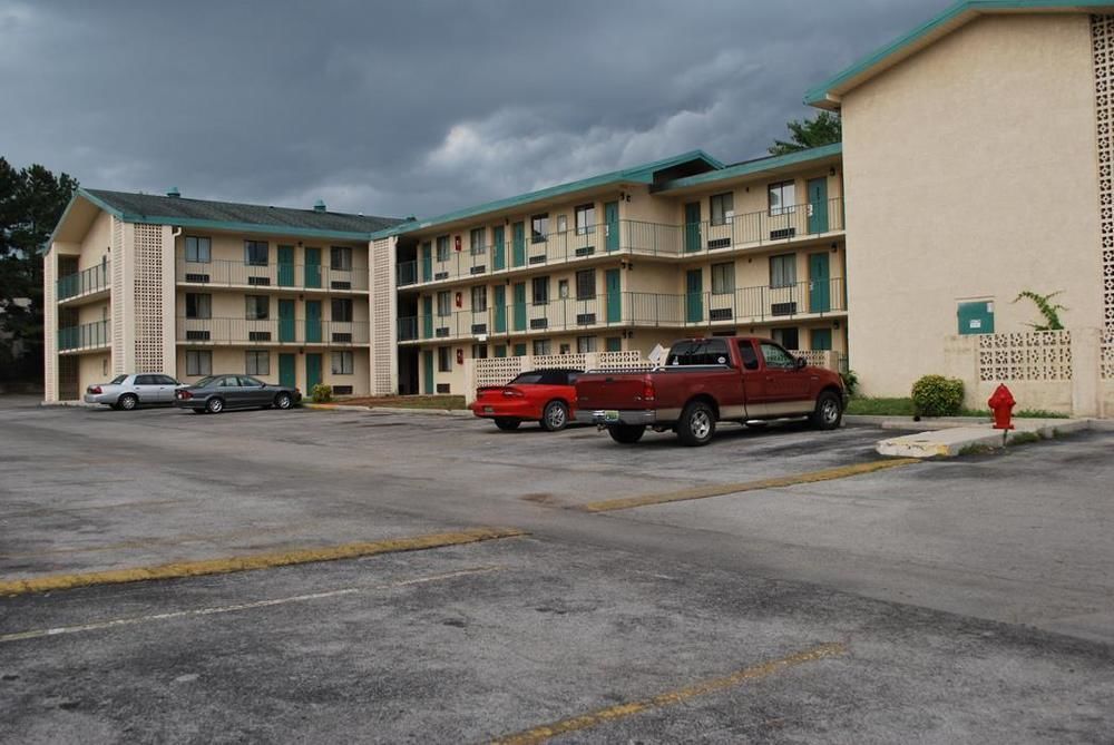 Bama Inn Huntsville Εξωτερικό φωτογραφία